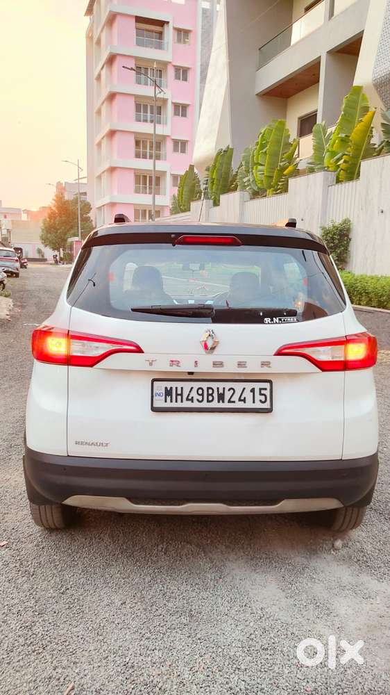 Renault Triber Rxz, 2022, Petrol