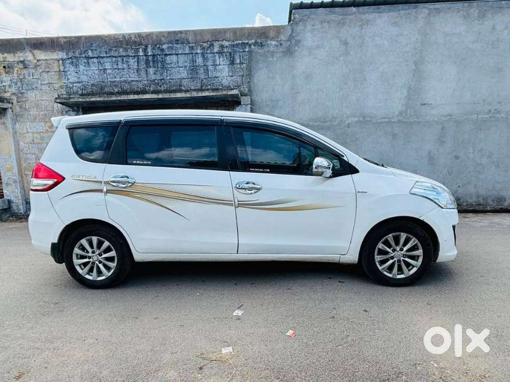 Maruti Suzuki Ertiga Shvs Zdi Plus, 2013, Diesel