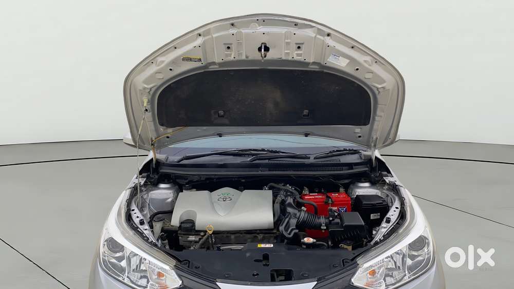 Toyota Yaris J Cvt, 2020, Petrol