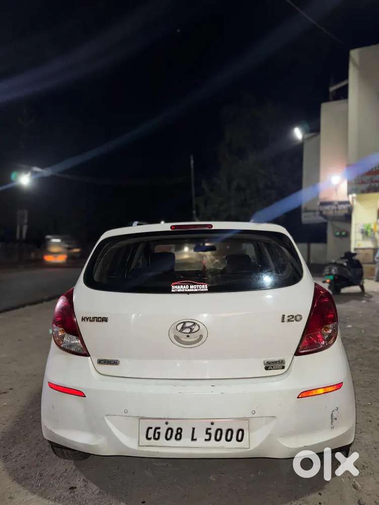 Hyundai I20 2012 Diesel Good Condition 25kmpl Milage
