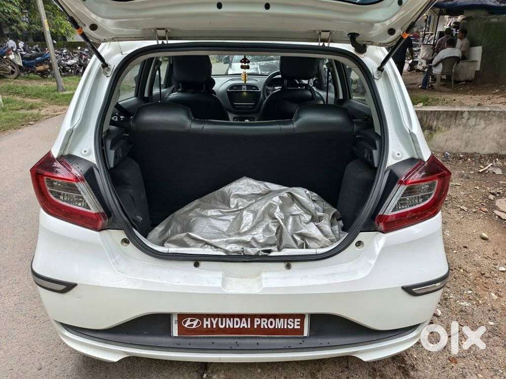 Tata Tiago 1.2 Revotron Xza, 2021, Petrol