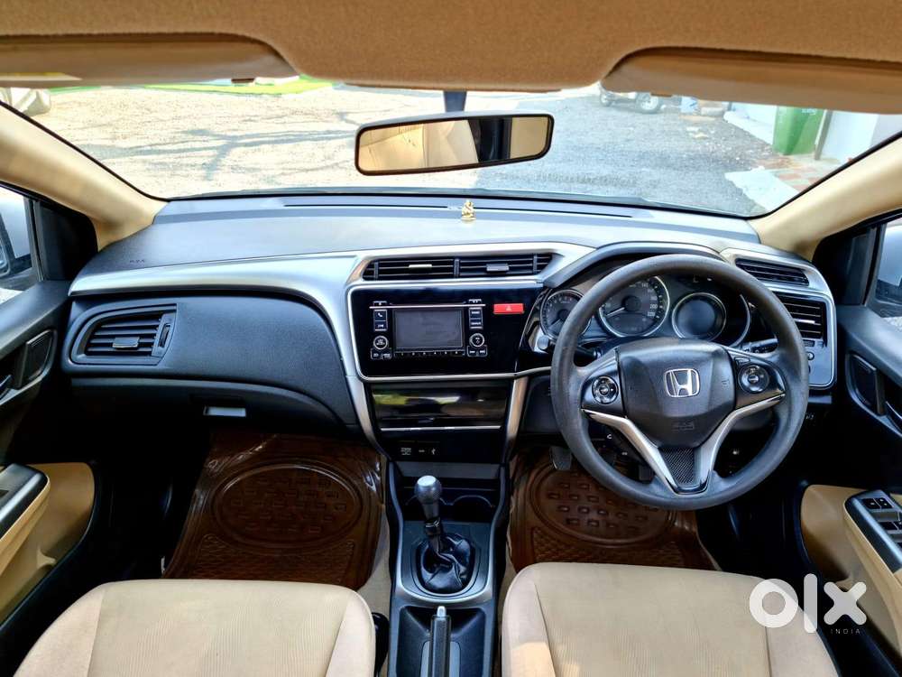 Honda City V At I-vtec, 2015, Petrol