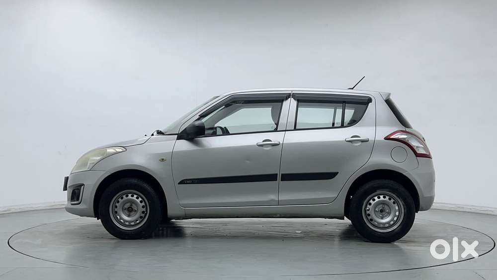 Maruti Suzuki Swift 1.2 Lxi (o), 2017, Petrol