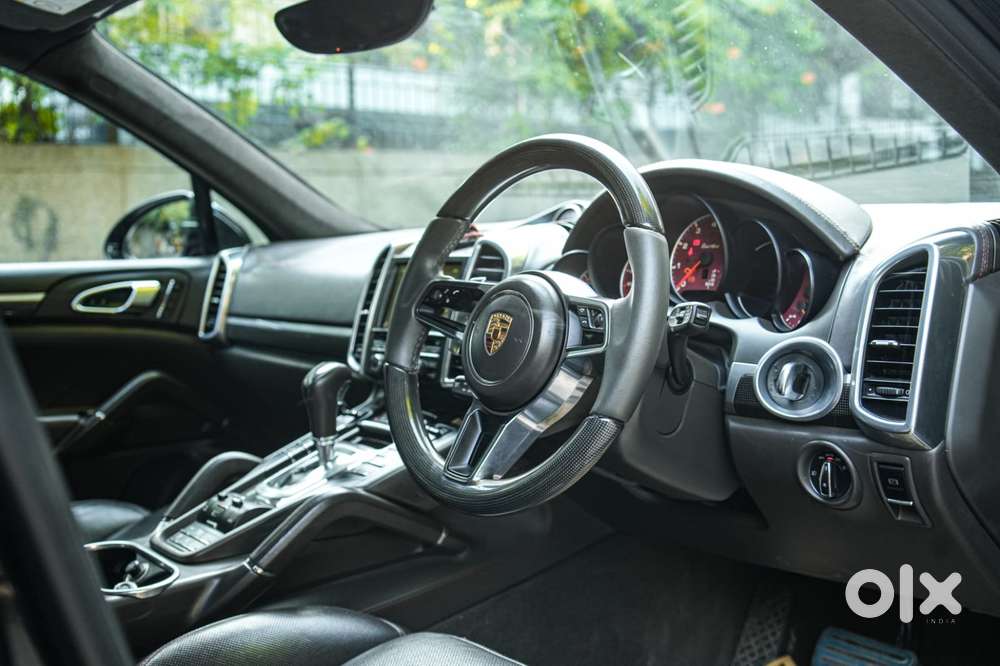 Porsche Cayenne Turbo S, 2015, Petrol
