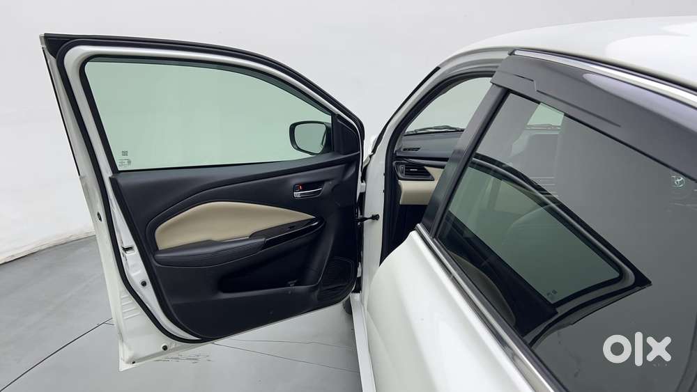 Toyota Glanza 1.2 V, 2024, Petrol