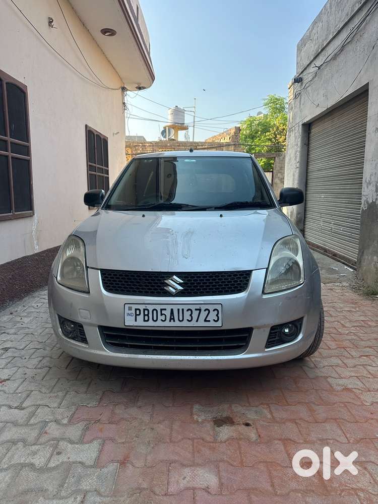 Maruti Suzuki Swift 2011 Petrol Manual