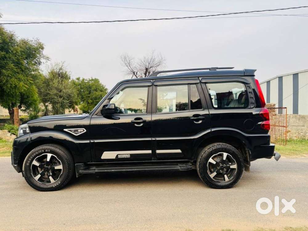 Mahindra Scorpio S11 Mt 7s, 2023, Diesel