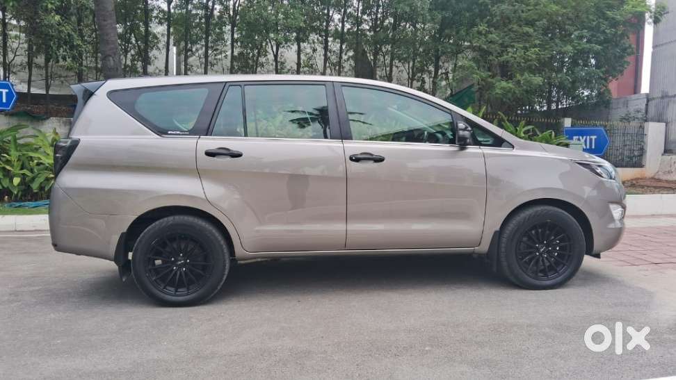 Toyota Innova Crysta 2.8z Automatic, 2018, Diesel