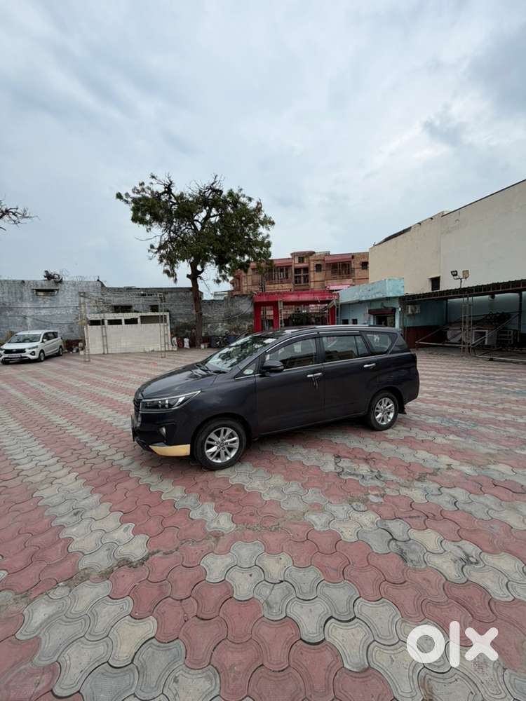 Toyota Innova Crysta 2019