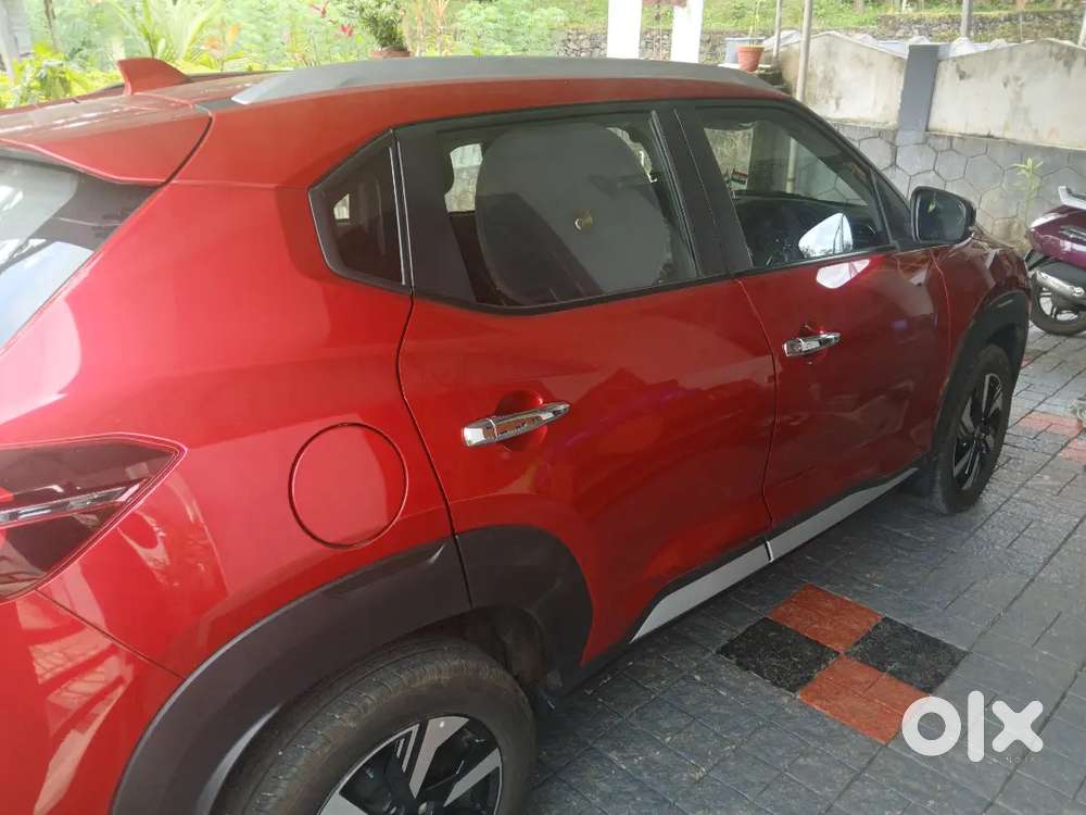 Nissan Magnite N-connecta 2025 നവംബർ