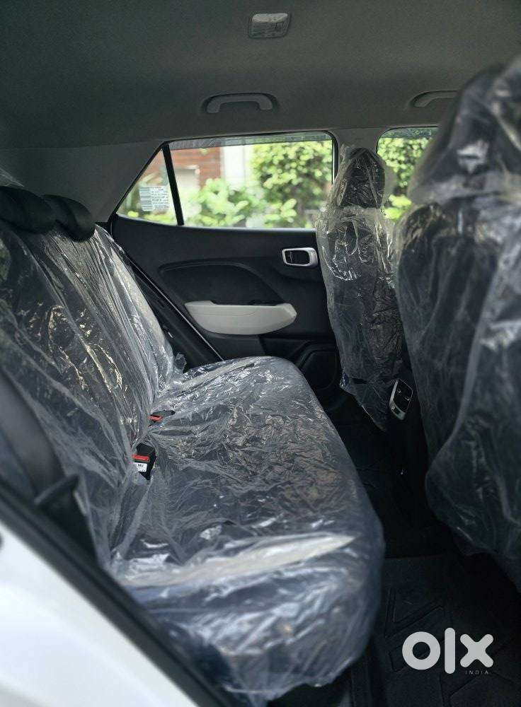 Hyundai Venue S 1.2 Petrol, 2024, Petrol