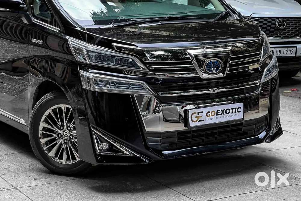 Toyota Vellfire 2.5 Hybrid, 2022, Petrol