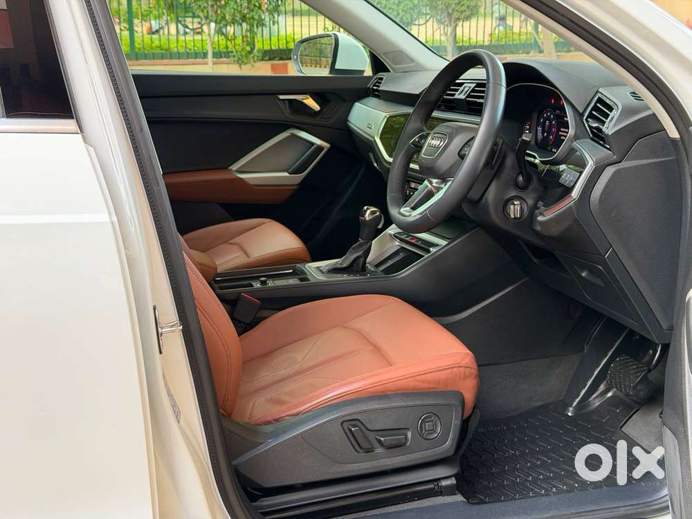 Audi Q3 40 Tfsi Premium Plus, 2023, Petrol