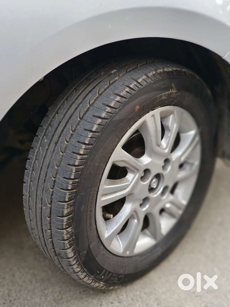 Tata Tiago Xz Opt, 2016, Petrol