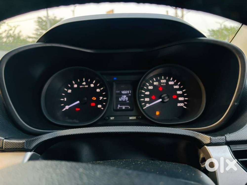 Tata Nexon 1.5 Revotorq Xm (s), 2019, Petrol