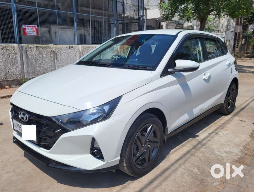 Hyundai I20 Sportz 1.2 Mt, 2023, Petrol