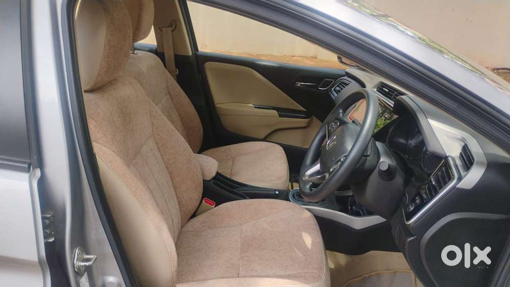 Honda City V Mt Exclusive, 2022, Petrol