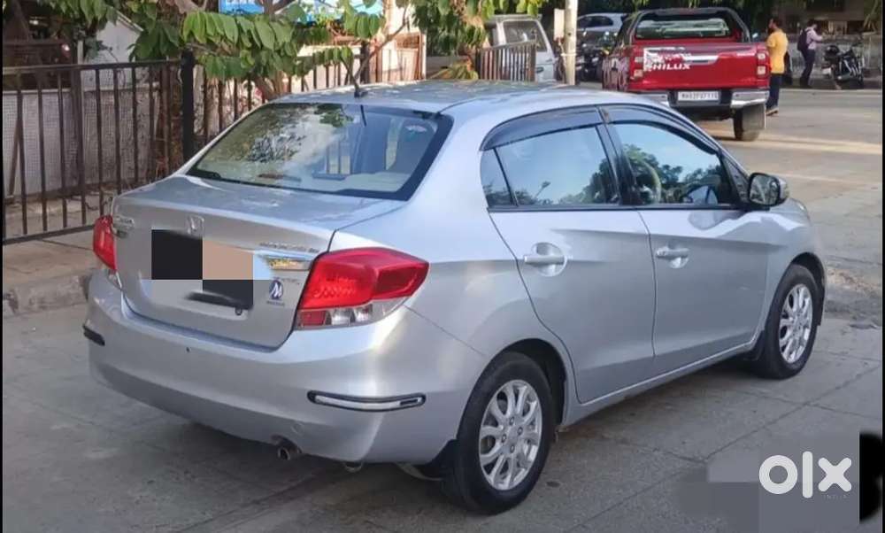 Honda Amaze Smt 2015 Petrol 66000 Km 1 Owner
