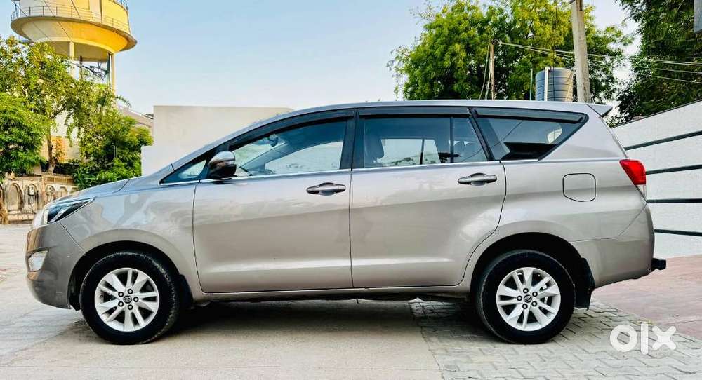 Toyota Innova Crysta 2.4 G Mt, 2020, Diesel