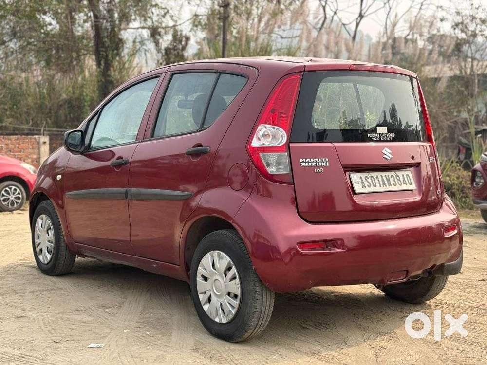 Maruti Suzuki Ritz Lxi, 2011, Petrol