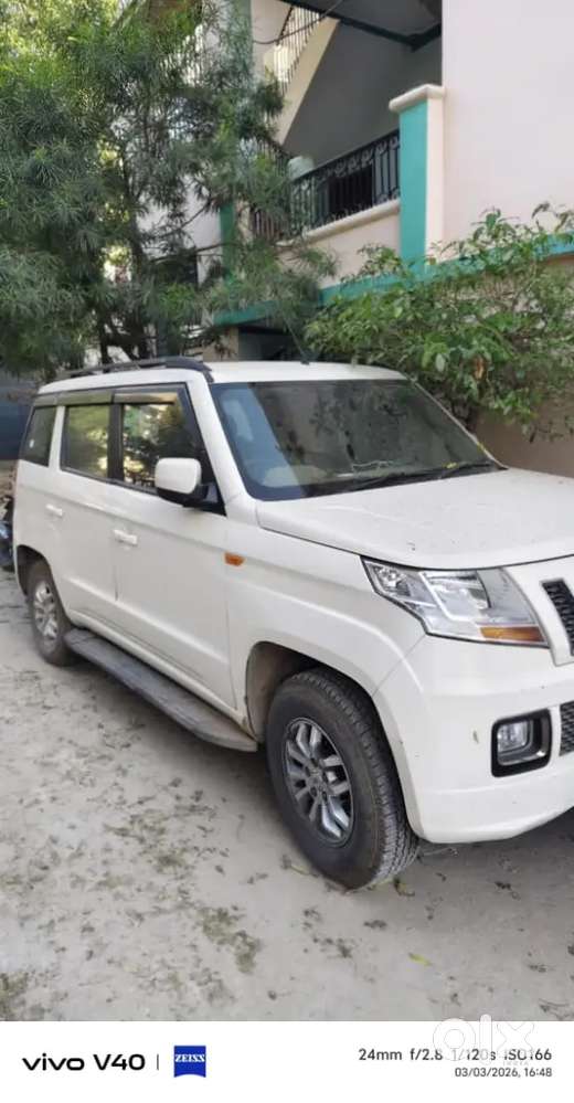 Mahindra Tuv 300 2017