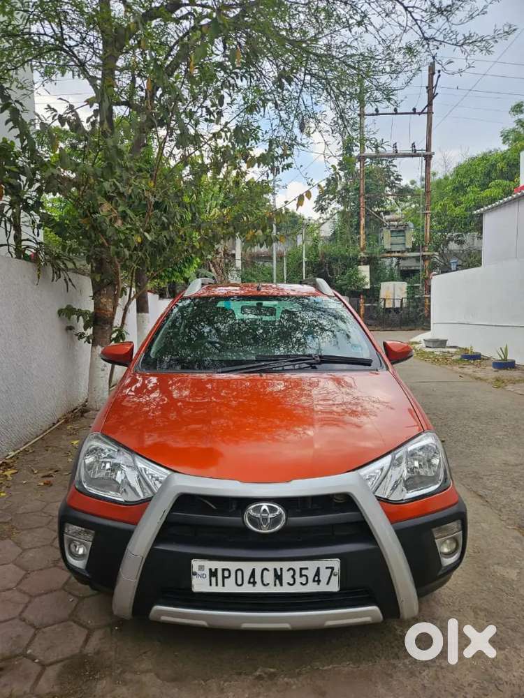 Toyota Etios Cross 2014 Diesel Well Maintained