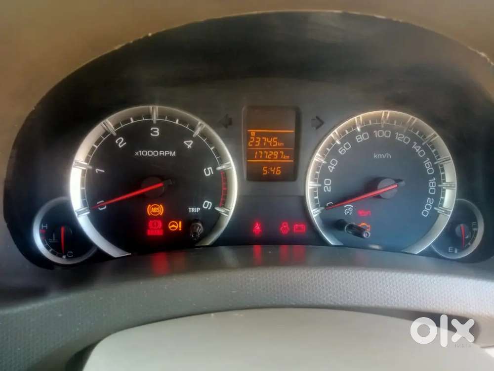 Maruti Suzuki Ertiga 2013