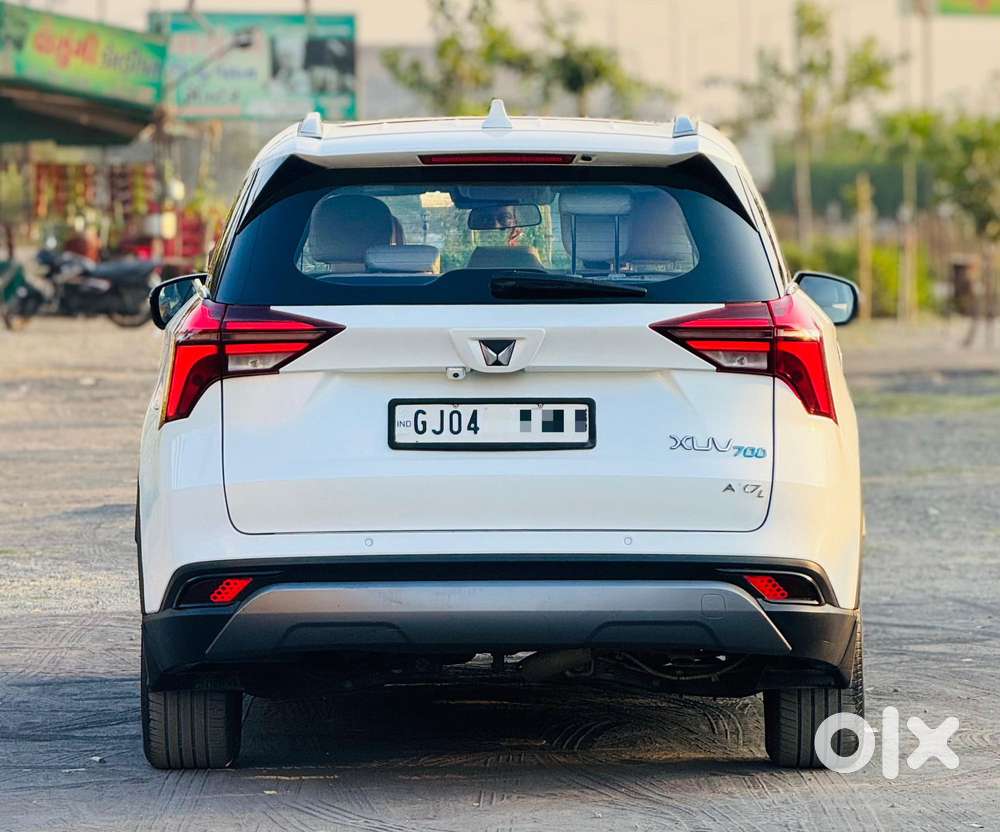 Mahindra Xuv700 2.2 Ax 7 Diesel At Luxury Pack Str Awd, 2022, Diesel