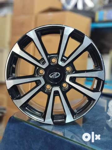 Xuv 500 deals alloy wheels olx