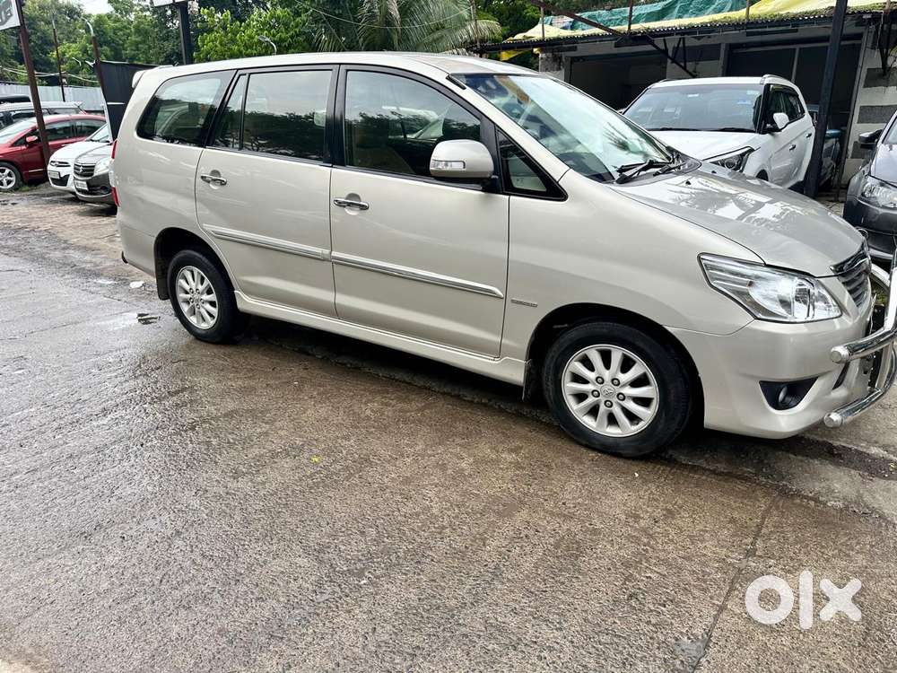Toyota Innova 2.5 Vx (diesel) 8 Seater Bs Iv, 2012, Diesel