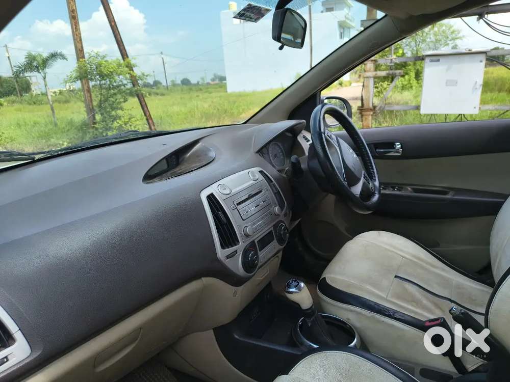 Hyundai I20 Sportz 2011