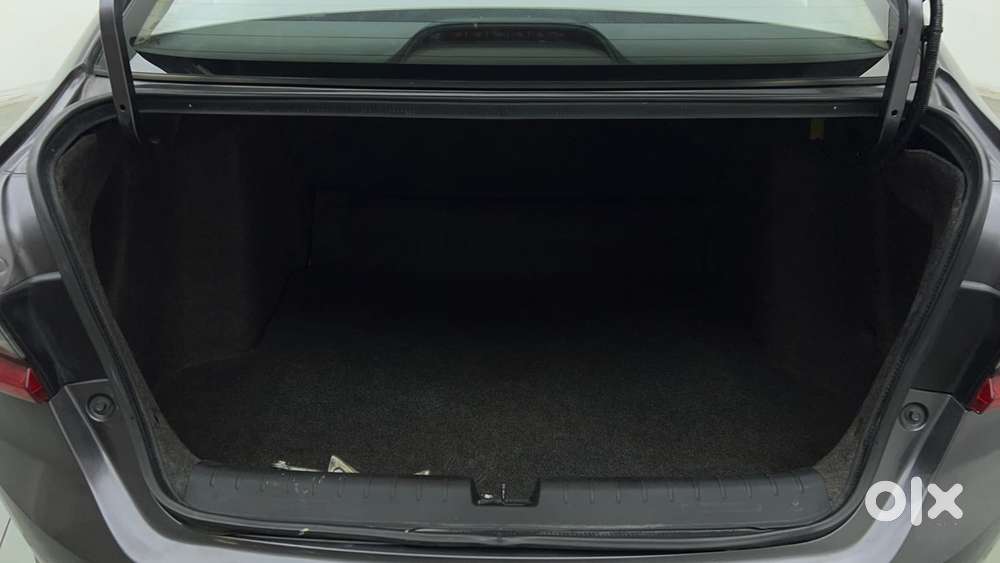 Honda City 1.5 Zx I-vtec Mt, 2021, Petrol