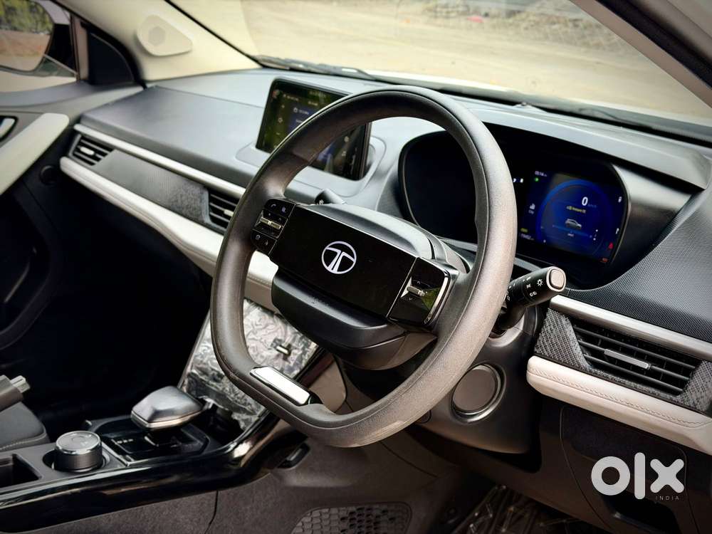 Tata Nexon Creative Plus 1.2 Revotron Petrol 6 Amt, 2023, Petrol
