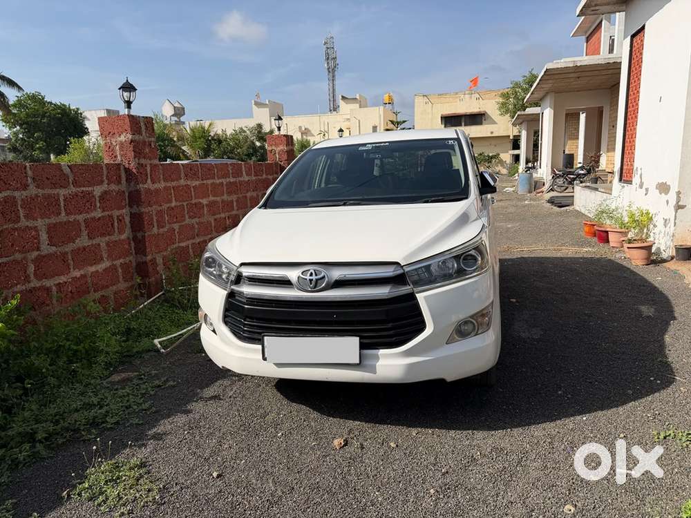 Toyota Innova Crysta 2016