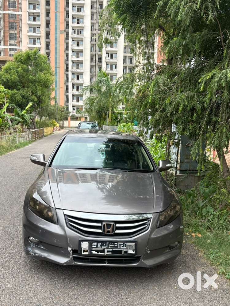 Honda Accord Petrol 2011