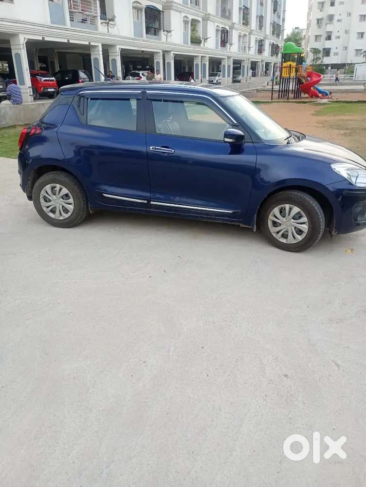 Maruti Suzuki Swift 2023 Automatic Blue Petrol