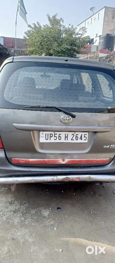 Toyota Innova 2012 Diesel 364000 Km Driven