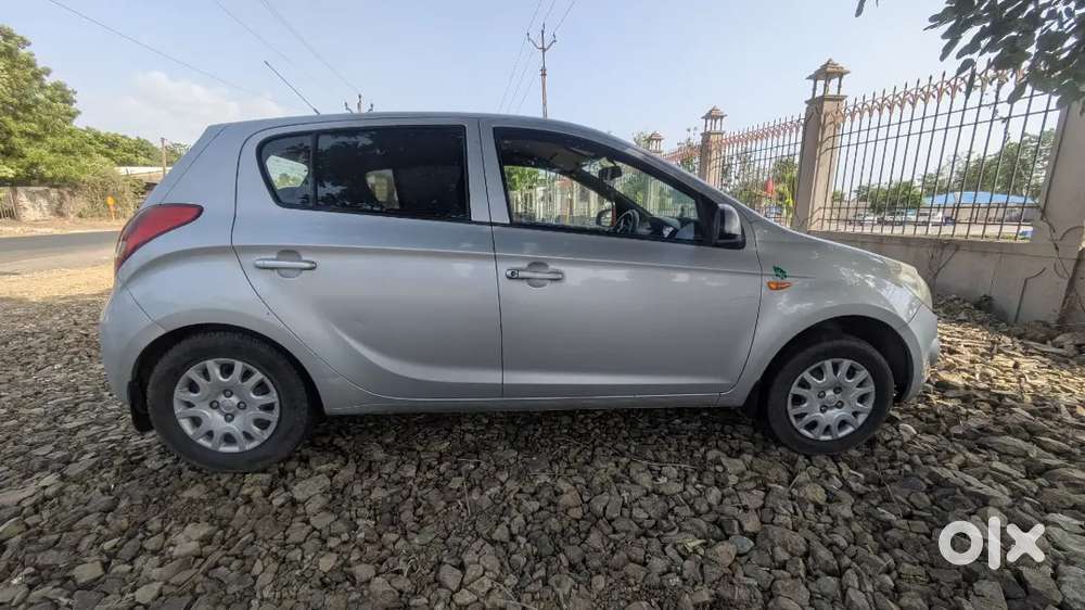 Hyundai I20 2010 Cng & Hybrids 155000 Km Driven