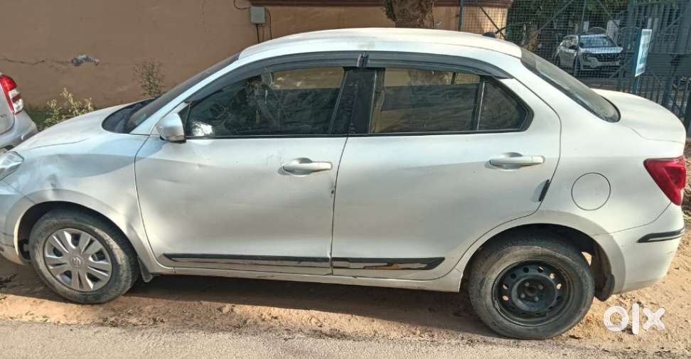 Maruti Suzuki Swift Dzire 1.2 Vxi Bsiv, 2020, Petrol