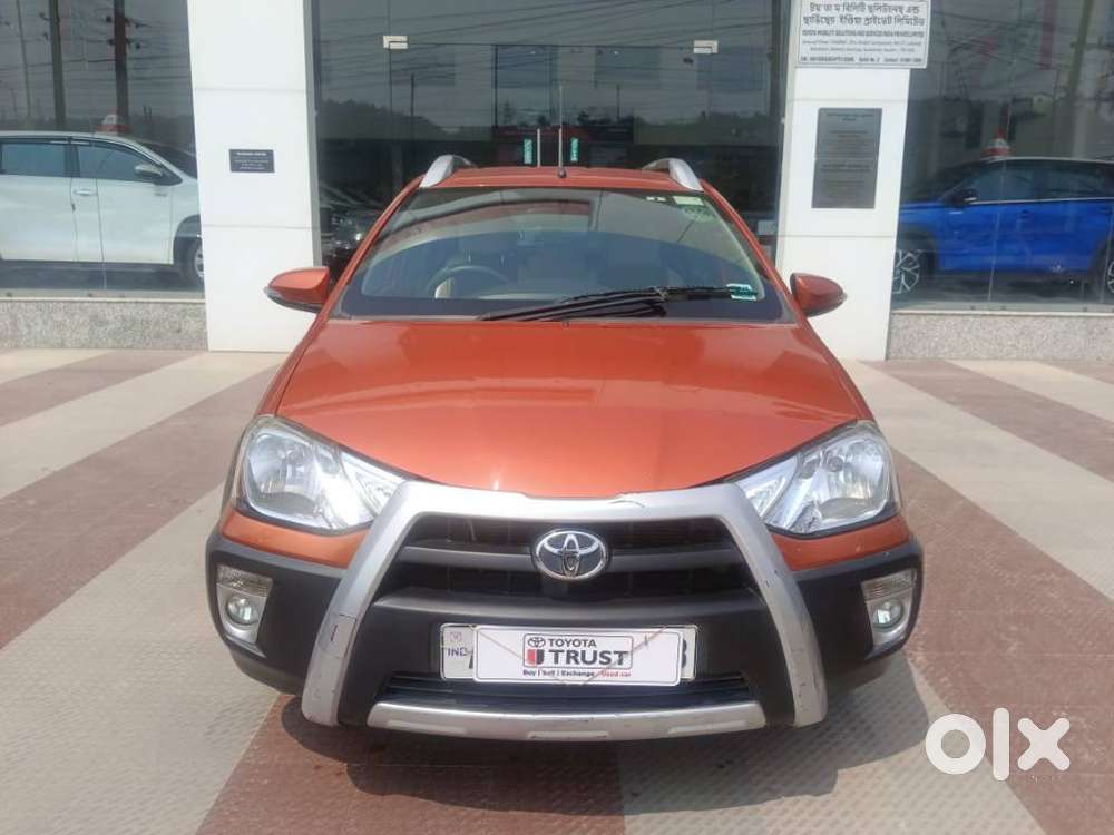 Toyota Etios Cross 1.2l G, 2017, Petrol