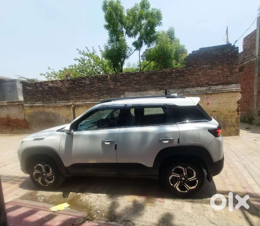 Maruti Suzuki Brezza 2024 Petrol 35000 Km Driven