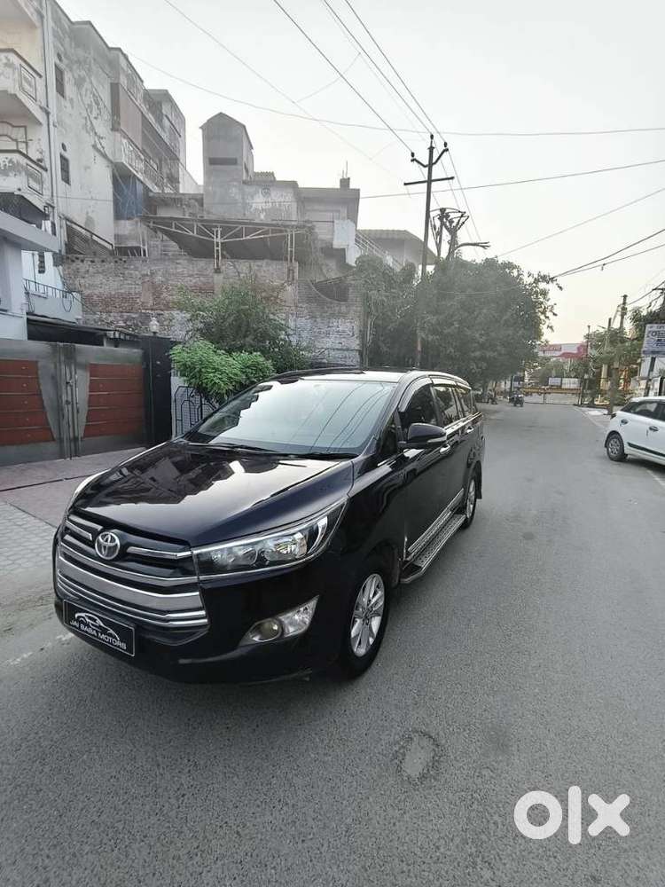 Toyota Innova Crysta 2.8 Gx At, 2017, Diesel