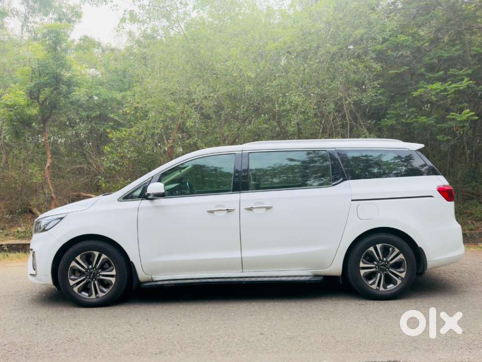Kia Carnival Limousine Plus 7 Str, 2022, Diesel