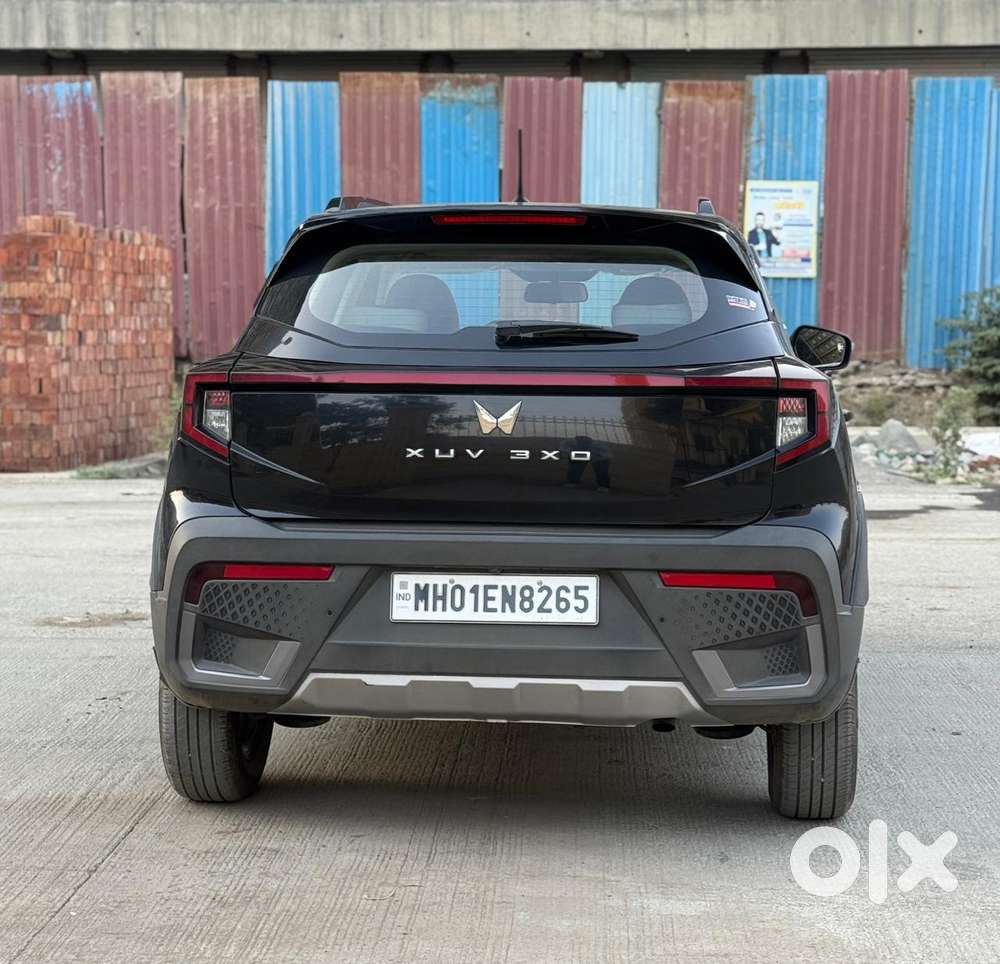 Mahindra Xuv 3xo Ax5 Pm Mt, 2024, Petrol