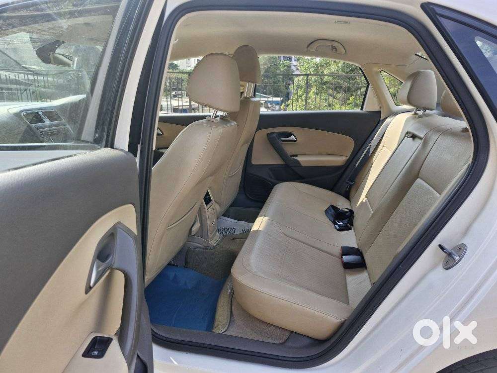 Volkswagen Vento 1.2 Tsi Highline At, 2016, Petrol