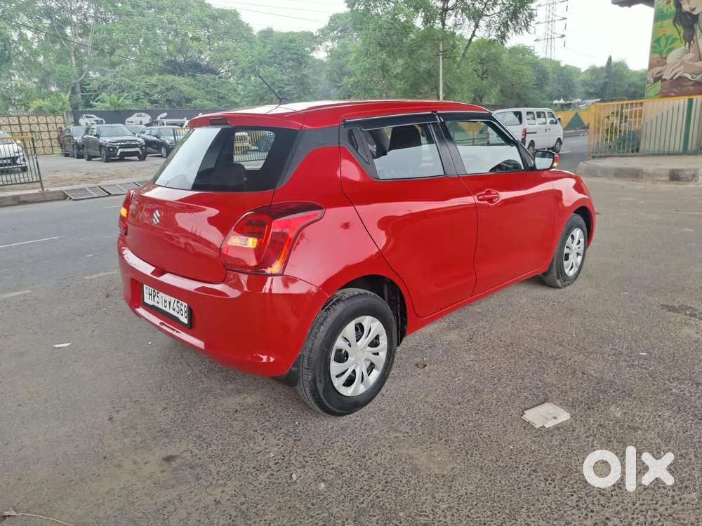 Maruti Suzuki Swift Vxi Ags, 2019, Petrol