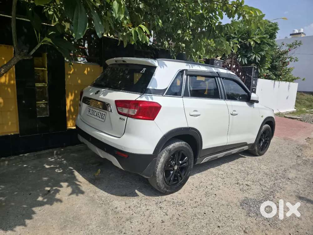 Maruti Suzuki Brezza 2016 Diesel Well Maintained