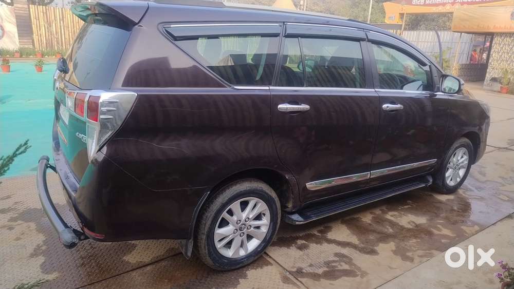 Toyota Innova Crysta 2017