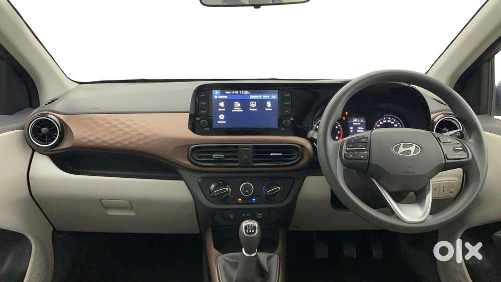 Hyundai Aura 1.2 Sx Cng, 2024, Cng & Hybrids
