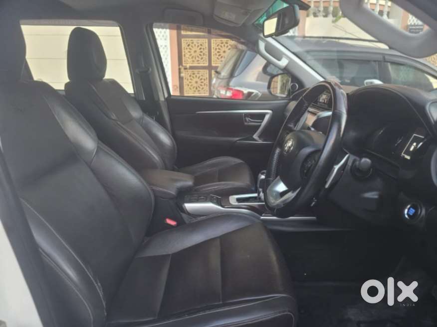 Toyota Fortuner 4x2 At 2.8 Diesel, 2019, Diesel